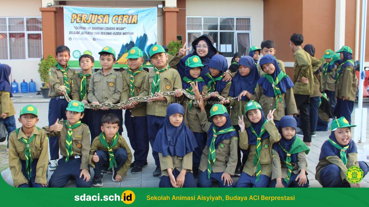SD Aisyiyah Cahaya Insan Tegal Gelar Perjusa: Bentuk Karakter, Asah Kreativitas, dan Edukasi Unik Rescue Ular
